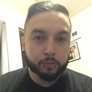 Meet your Posher, Carlos